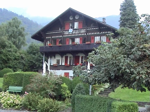 24 Aug 2002 · Switzerland: Day 7 Château d'Oex to Leissigen YH
